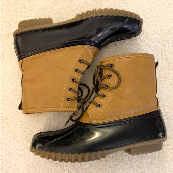 Shoes - Duckies Rubber Boots 2 Tone Navy/Brwn size 8